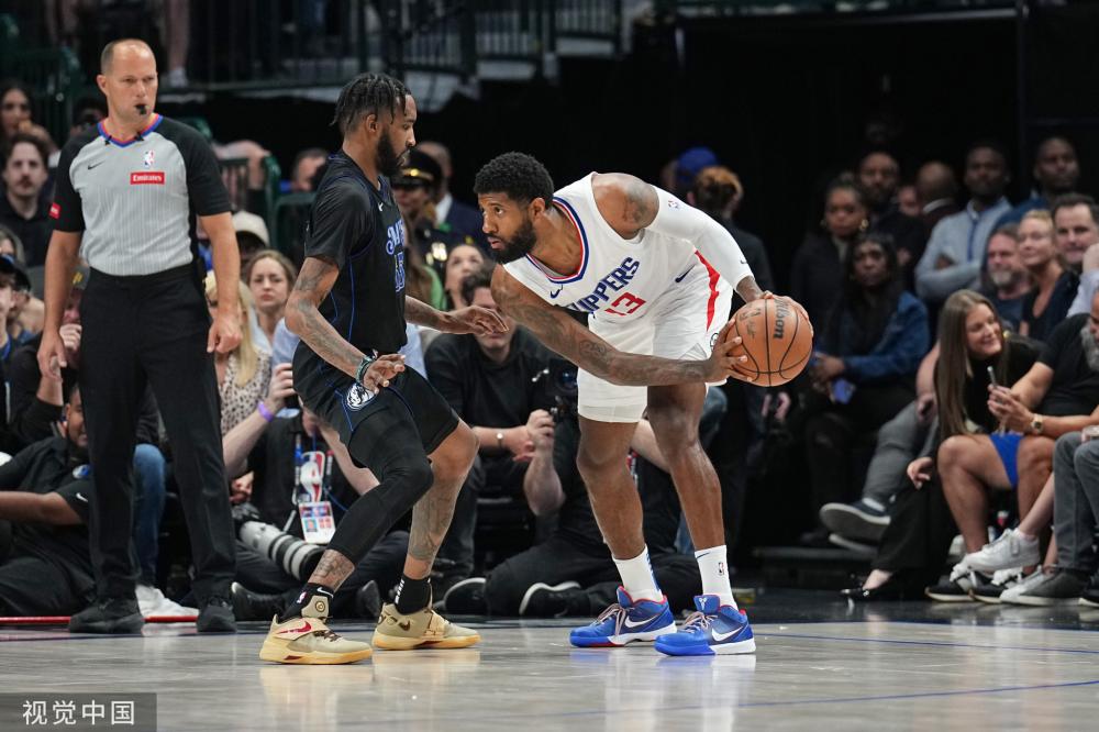 现引领全队 现引领全队